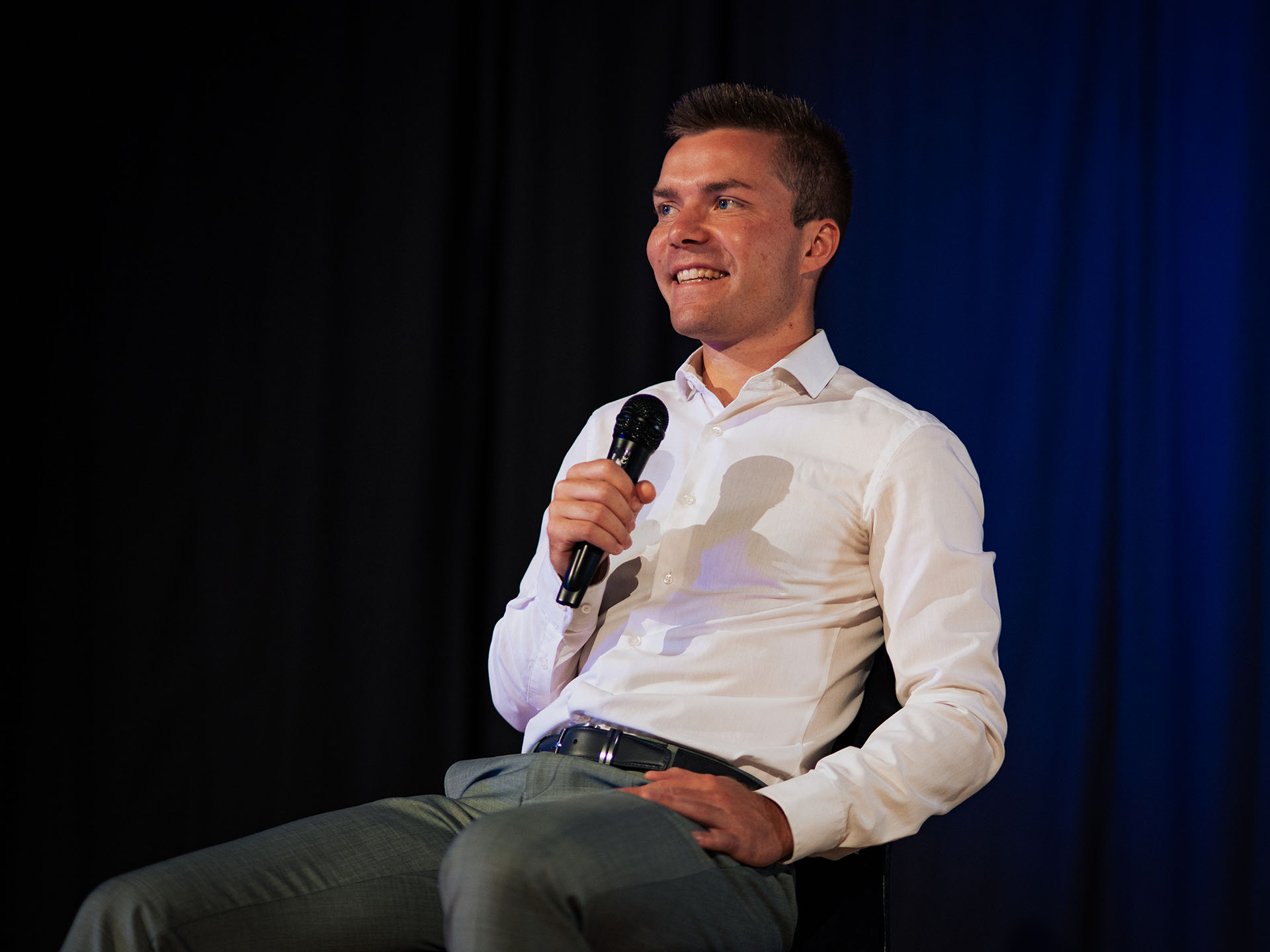 Tom-Moderator_inAction (1)