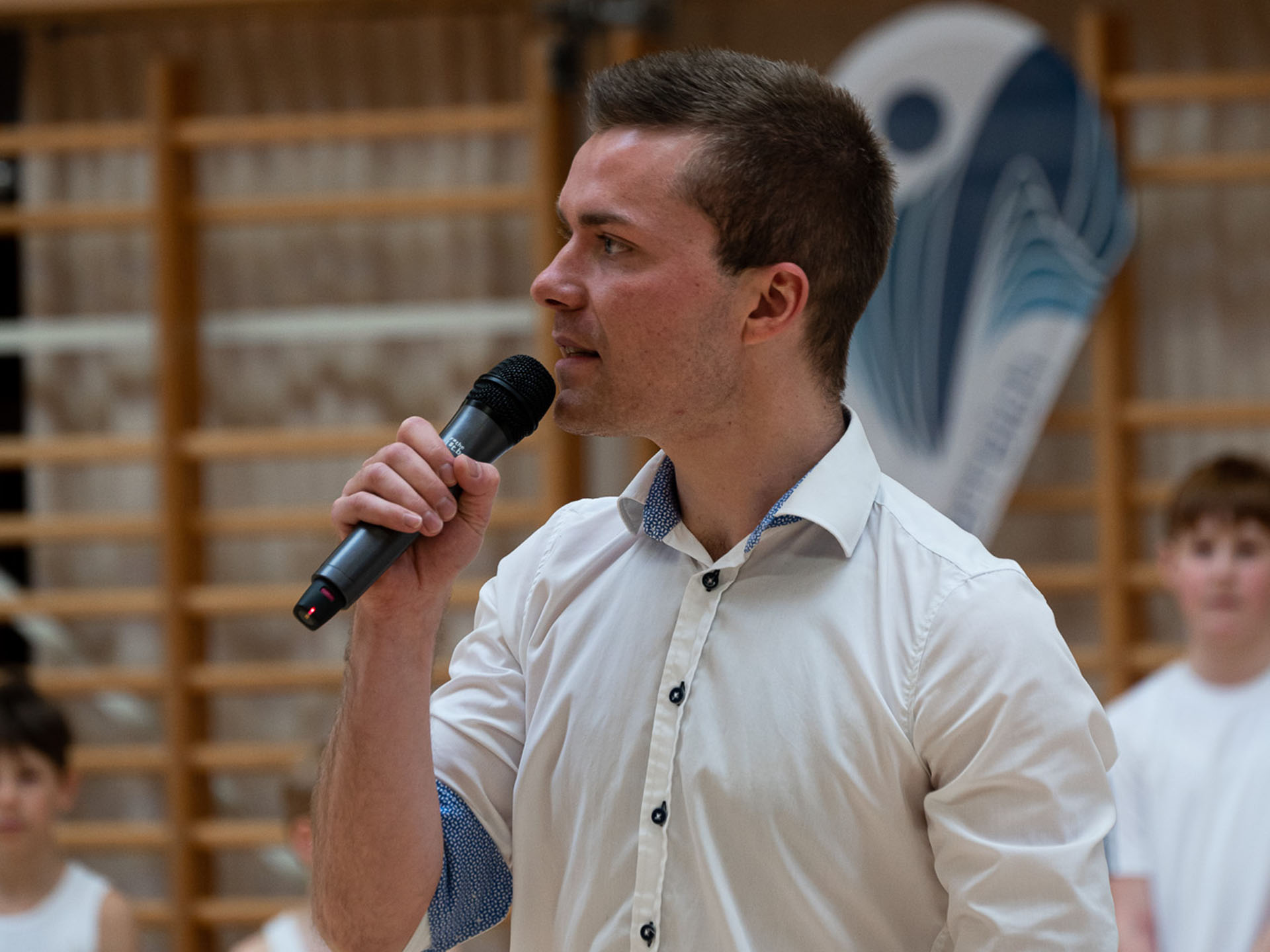 Tom-Moderator_inAction (9)